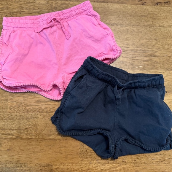 Tea Collection Pom Pom Gym Shorts bundle - Size 4 - Picture 1 of 4